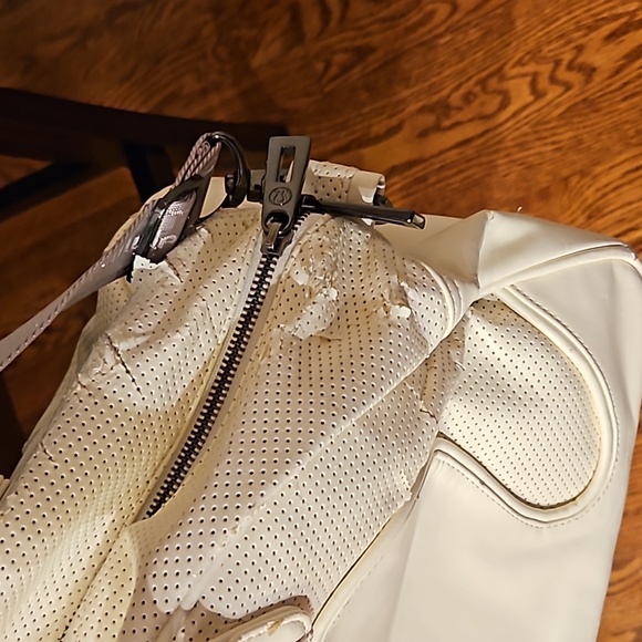 Lululemon bag - Picture 10 of 10